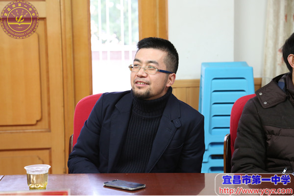 清华大学专家团来我校讲学