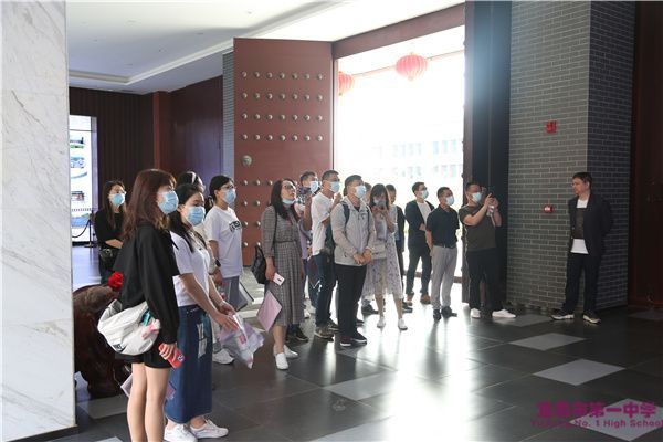 天门教育交流团来我校参观交流