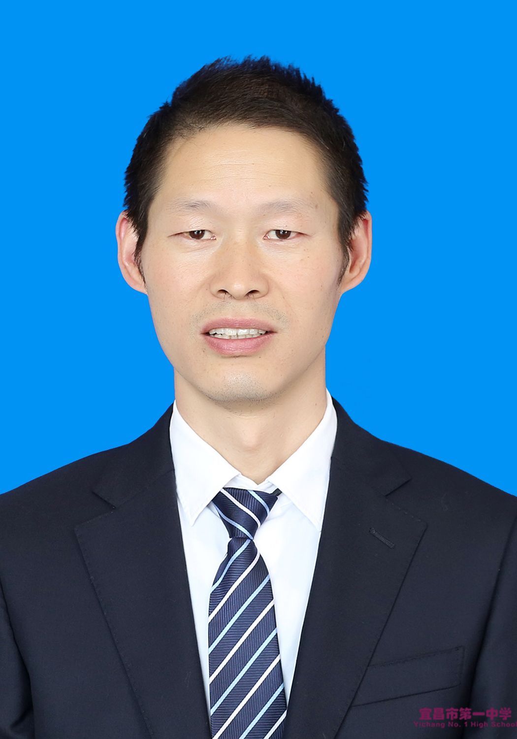 曾凡兵老师个人简介