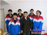 赠人玫瑰，手留余香——记我校雷锋志愿服务队进社区活动