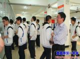 潜江中学赵国智副校长一行来我校考察后勤管理服务工作