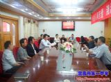 华中师范大学党委副书记覃红一行来我校交流