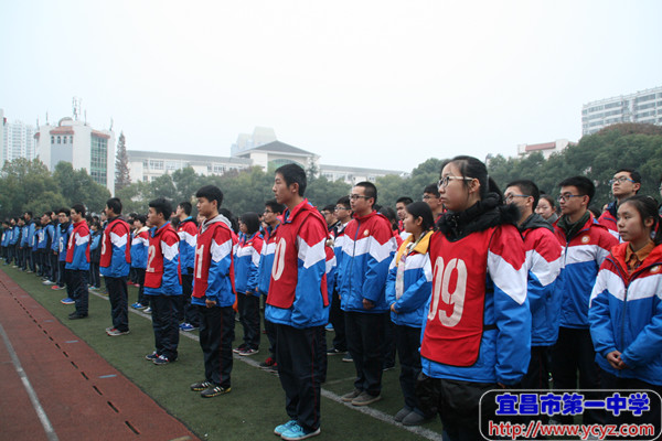 湖北省慈善总会“十万足球赠校园”启动仪式在我校举行
