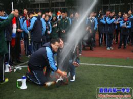 第十九届科技节系列报道（七）：魅力一中人，奋起水火箭