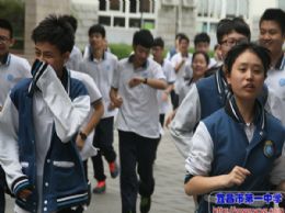 消防官兵助阵我校紧急撤离演练活动