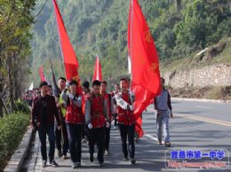 “新百年·阳光拉练百里行”系列报道三：家长感言