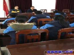 高二年级学生座谈会系列之二：班长、纪检委员培训