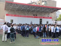 2014级学工学农系列报道之一：劳动铸就中国梦，陪伴浇开教育花