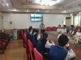 北京大学谭云华老师来我校讲学