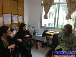 松滋四中来我校交流高三教育教学工作