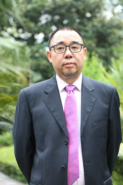 副校长闫明老师简介 [          转帖自:本站原创 文章录入:李昶