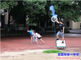 宜昌市城区高水平运动队考试（足球、田径）在我校新校区举行