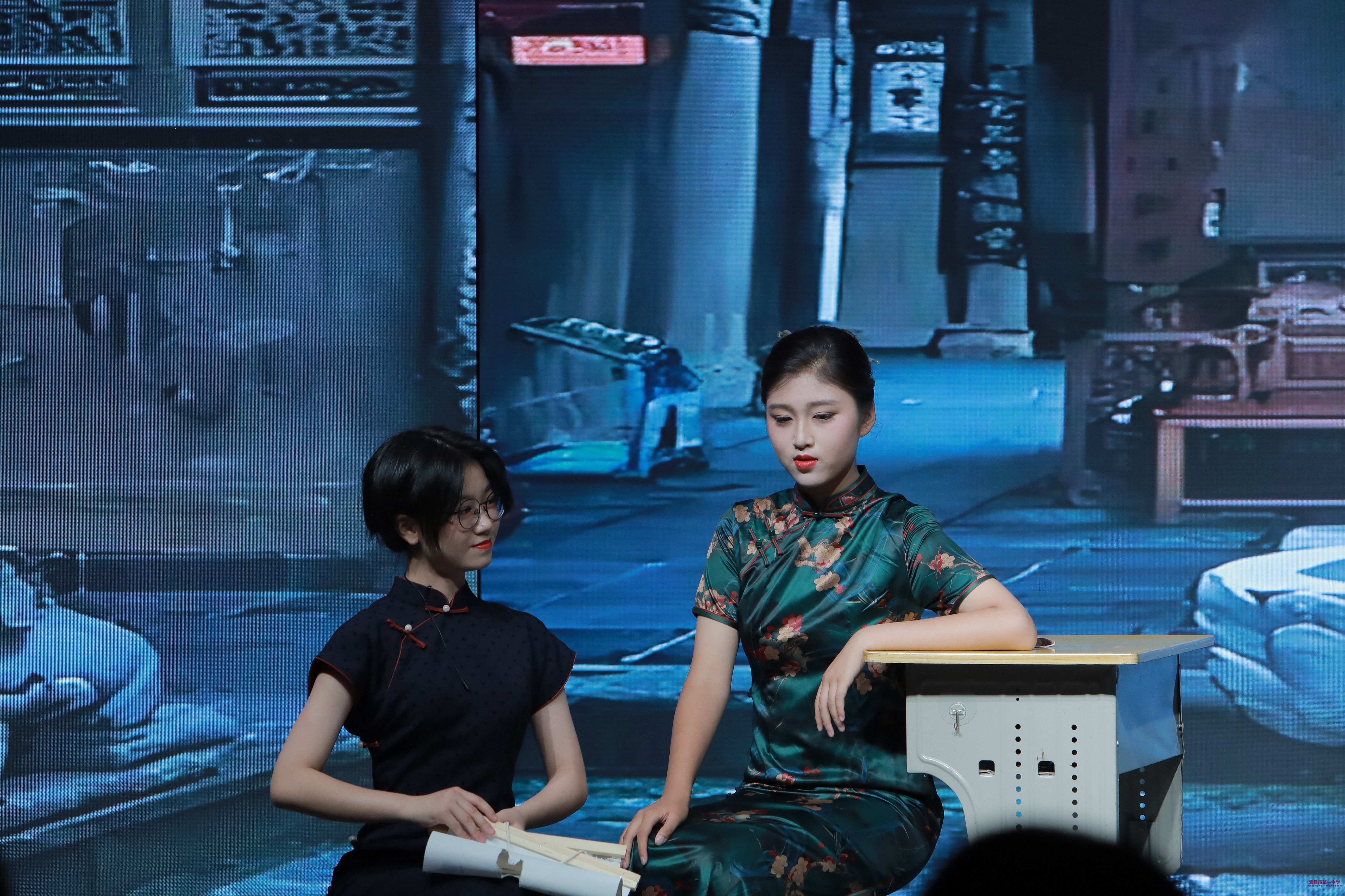 话剧3.JPG