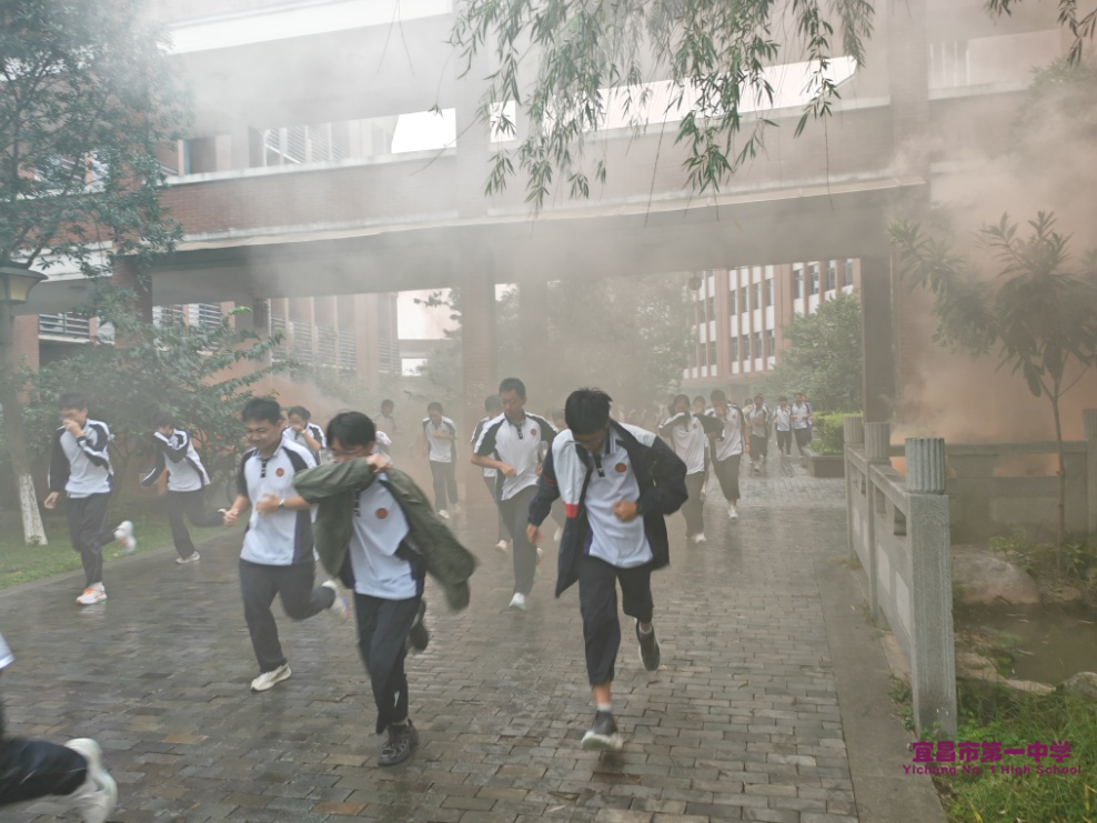 我校开展“勿忘九一八”主题爱国教育系列活动